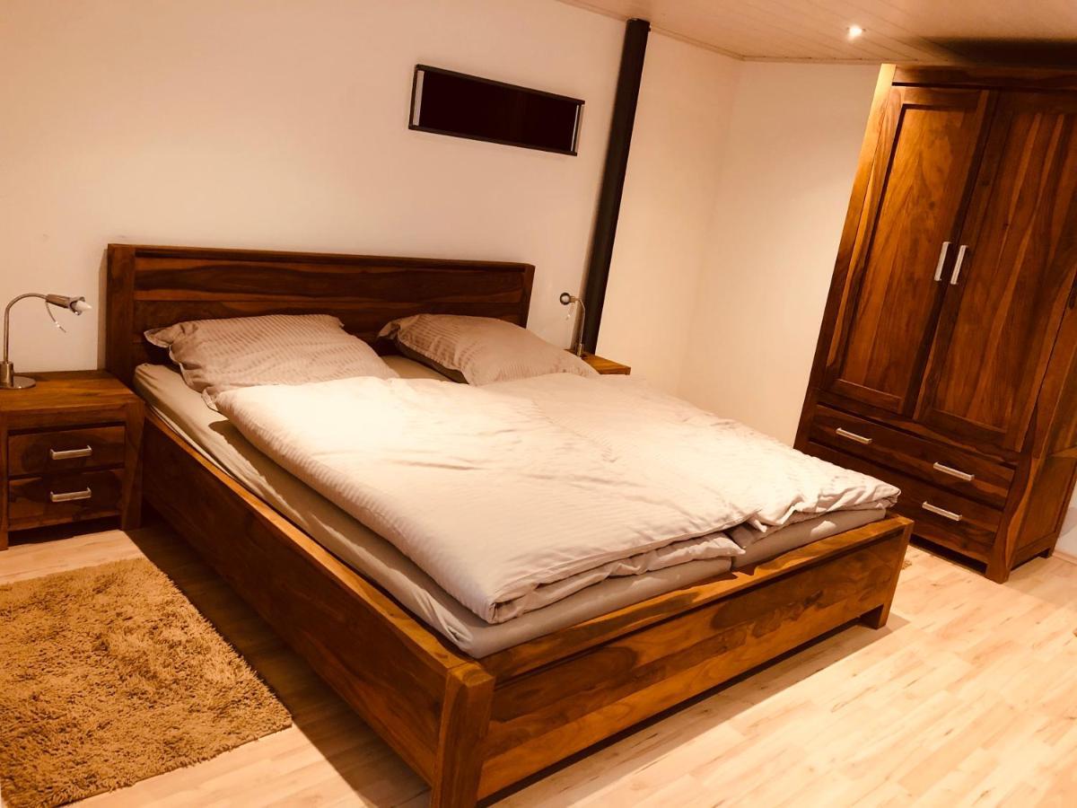 Loft Mit 2 Schlafzimmern Und E- Ladestation Daire Fürth Dış mekan fotoğraf